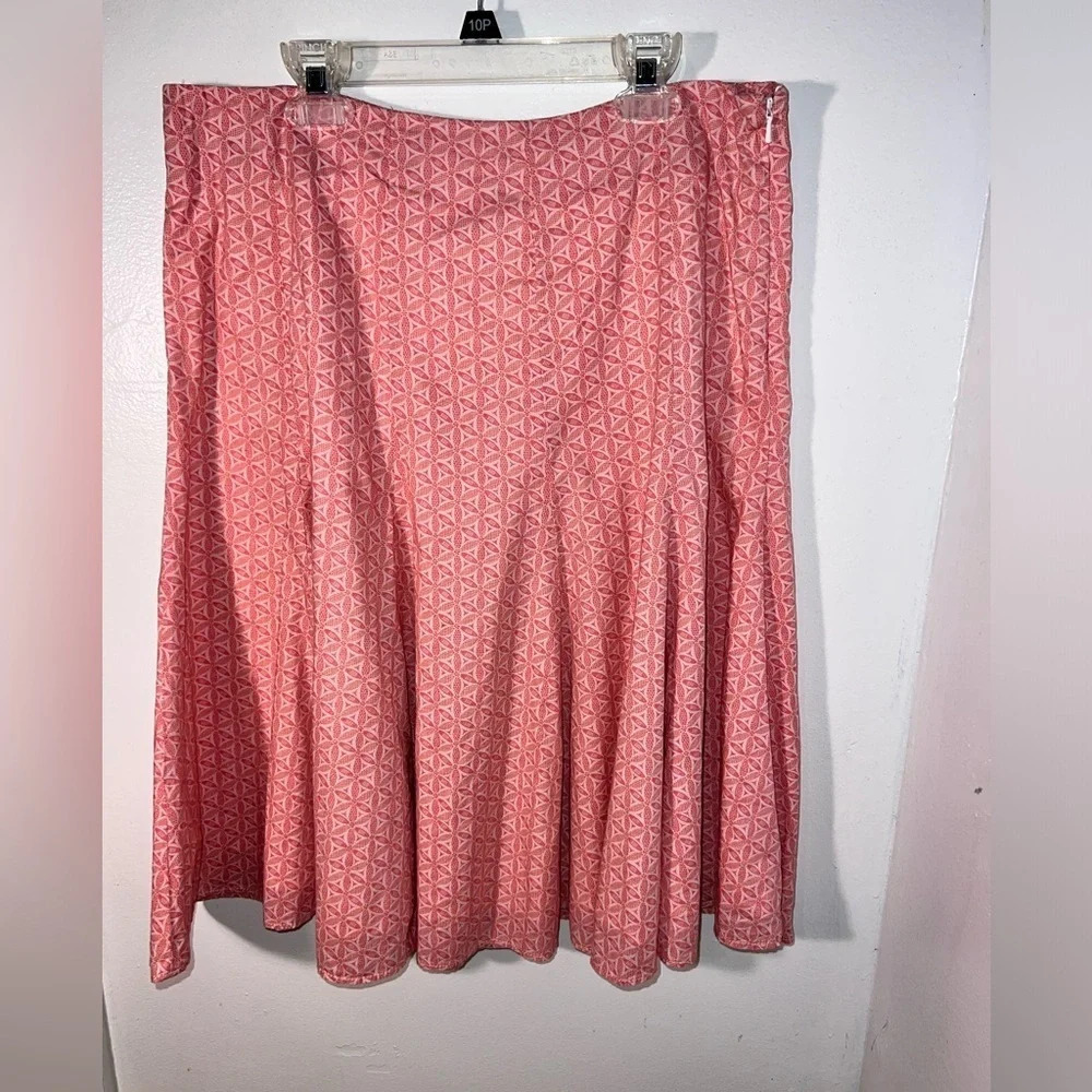Gap, 6, skater style peach pink geometric print lined‎ pleated side zip midi